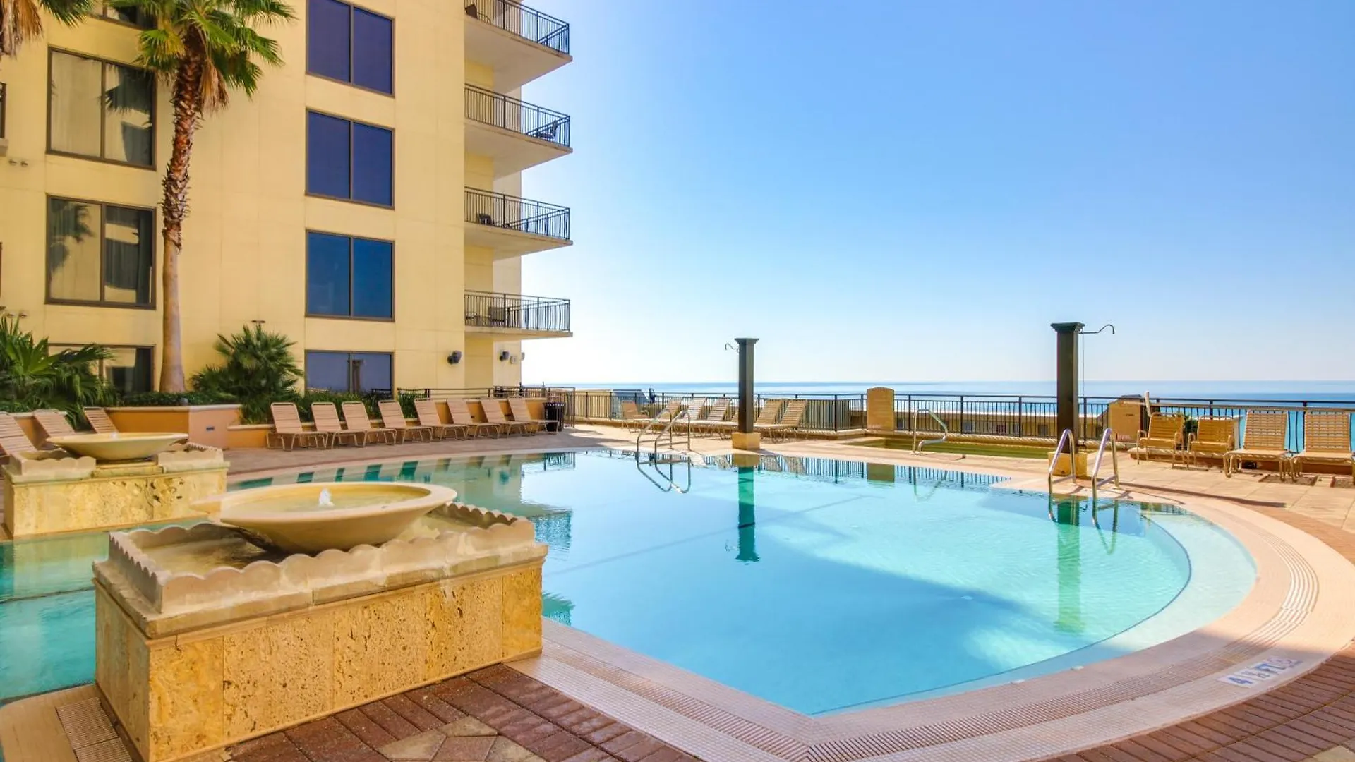 Breezy Panama City Beach Condo With Private Balcony! Lägenhet