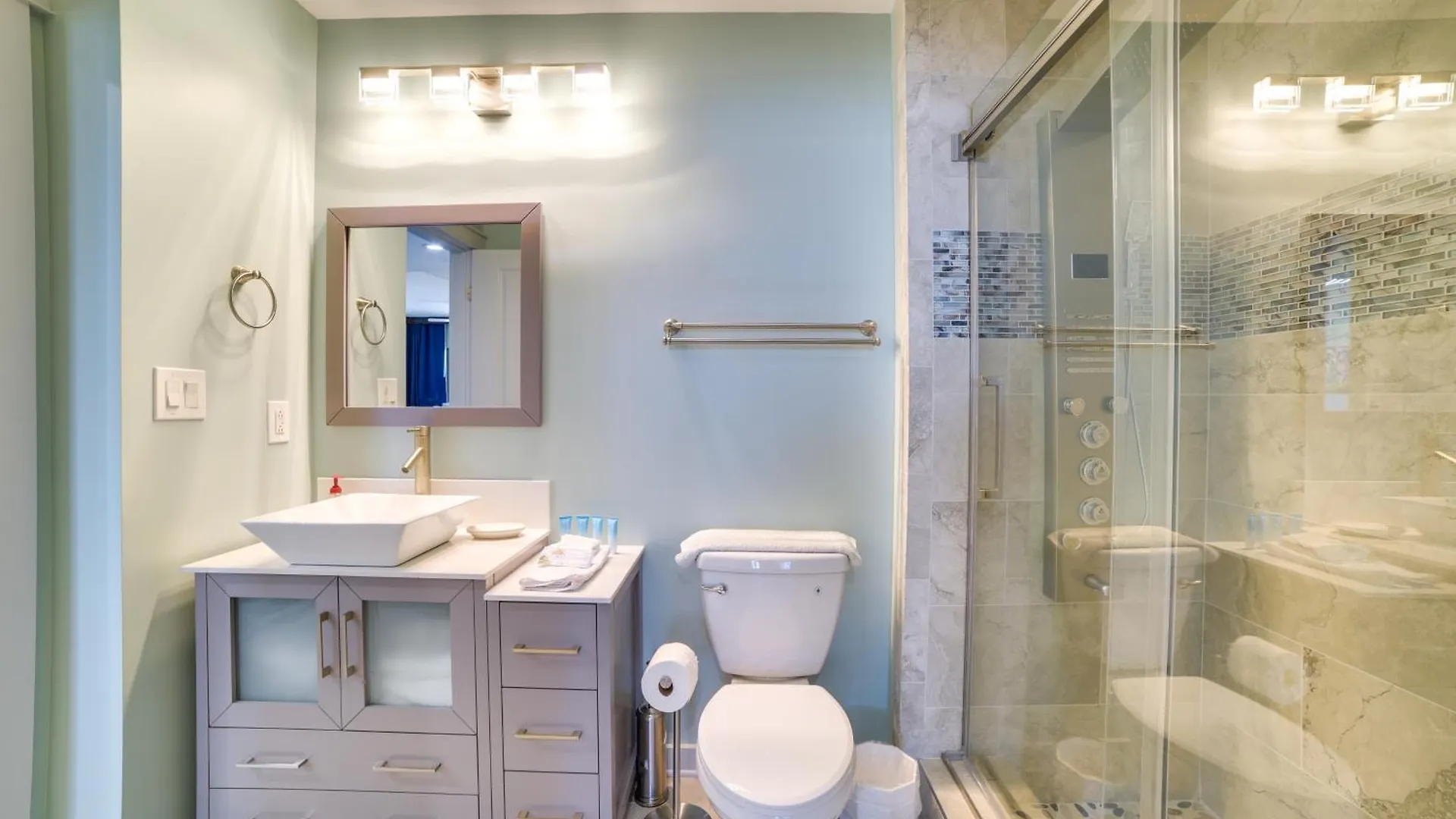 Apartment Breezy Panama City Beach Condo With Private Balcony!